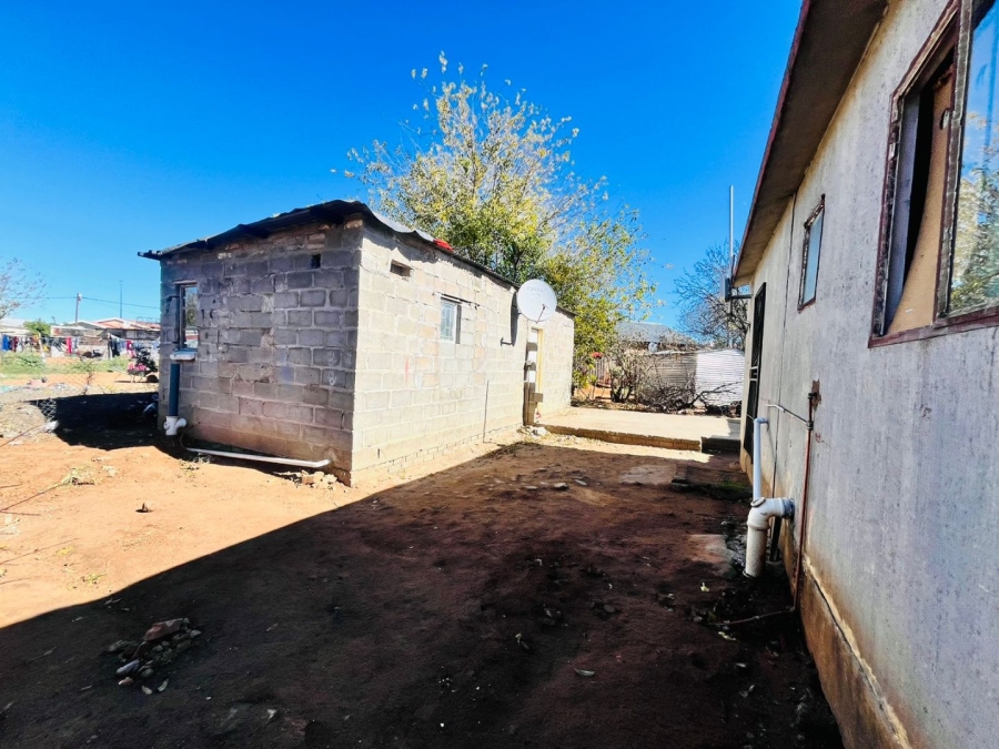 2 Bedroom Property for Sale in Bloemside 2 Free State